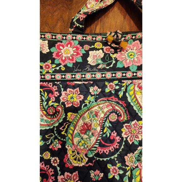 Vera Bradley Toggle Tote in Retired Pattern "Petal Paisley" - Picture 2 of 6